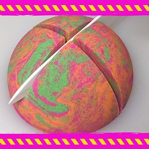 636K views · 1K reactions | The Oreo cookie looks so realistic!  | Crushin' It | Facebook