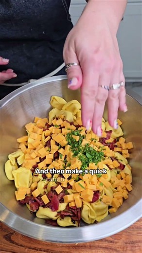 Cheddar Bacon Ranch Tortellini Pasta Salad (Easy BBQ Side)