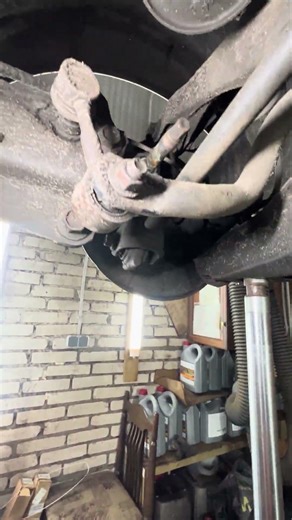 Camry 70 2.5 Rear Shock Absorber Replacement. #Camry70 #rearshockabsorberreplacement