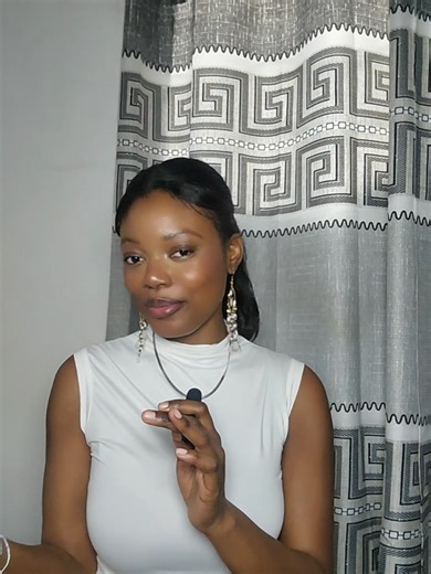 Anyone here was on any of the flights to Kingston Airport lastnight in the storm??? I'm curious to know yourq experience. Please comment or send to anyone you know who was on any of those flights. #flightradar24 #planes #planecrash #aviation #aviationlovers