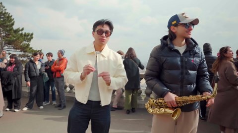 An unexpected flashmob in public