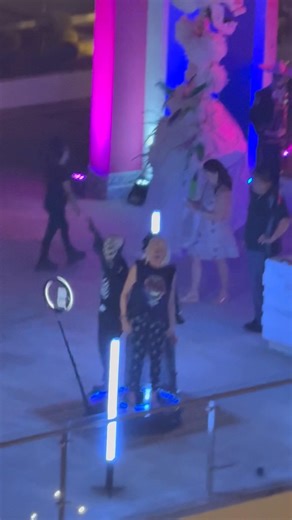 Benjamin Thompson on Reels