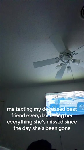 Texting My Deceased Best Friend Every Day — Me Telling Her What She Missed