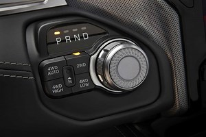 Which 2021 half-ton trucks have 4WD Auto   when to use it