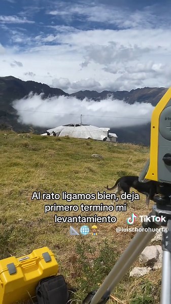 😉 #ingenieriacivil #topografia #construcción #trimble #ecuador