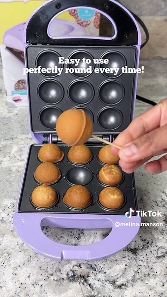 Delicious Cake Pops with Babycakes Maker