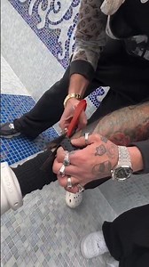 6ix9ine Cuts Off His Ankle Monitor To Turn Himself In For His 3 Month Prison Sentence