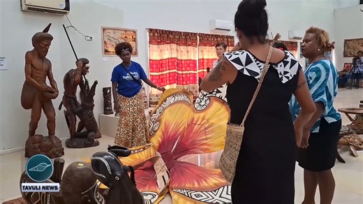Yesterday at the National Art Gallery, outgoing Miss Solomon Islands, Elsie Polosovai, handed over the Cultural Varu flower to gallery curator Julie Fakaia. The flower, featuring traditional Solomon Islands motifs, symbolises Polosovai’s journey during last year’s Miss Pacific Islands pageant #tavulinews #NewsAndPeople #sale | Tavuli News - Solomon Islands