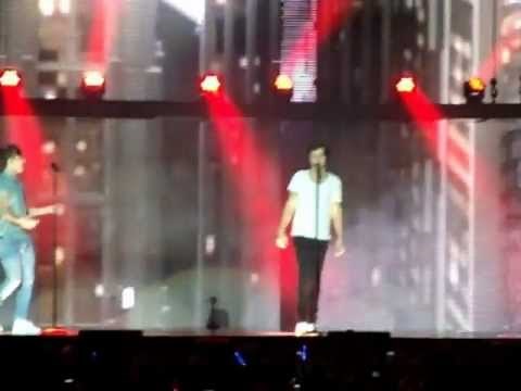 One Direction Rock Me Live