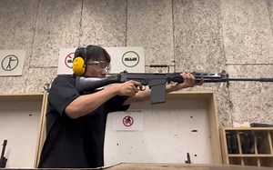 FN FAL突击步枪靶场射击