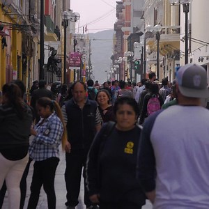 Travel solo (but not alone!) on our NEW Solo Tours of Egypt, Thailand, and Peru! We handle all the details, so you can focus on the fun part: traveling. | EF Go Ahead Tours