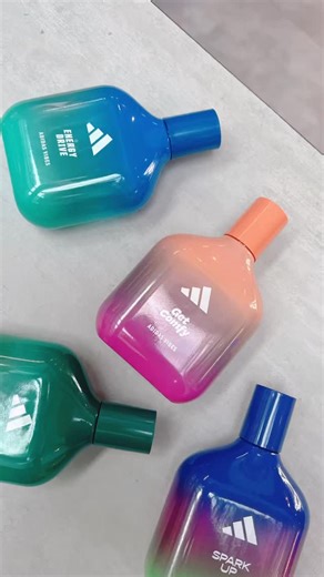 The new adidas ‘Vibes’ Eau de Parfum collection is now available in the Philippines! These 6 fragrances are designed to uplift your mood and power you through the day so you can always be your best self wherever you may be. What do you think: get or pass? ☀️ #adidas #adidasvibes @scentandbeaute 📸: @reseaseo | When In Manila