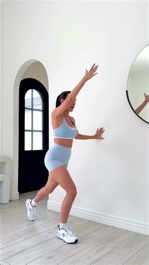 4 moves to sculpt your 🍑 #pilates #barre #glutesworkout