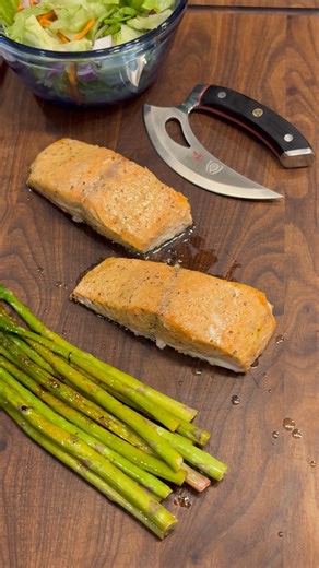 Can you make an entire dinner using just one knife?