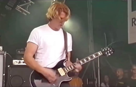 Walked million miles of desert sun 🏜️ “Freedom Run“ by Kyuss live in 1995. #grungebible #kyuss | The Grunge Bible