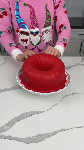 28K views · 540 reactions | Best chocolate cakr hack ever! #yum #fyp #fypシ #easyrecipe #cake #chocolate #Christmas | Kristin Friends | Facebook