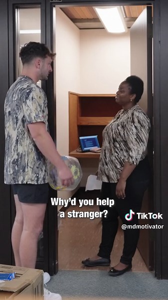 People Helping People: A Heartwarming Vacation Surprise in Singapore