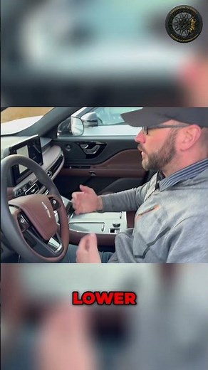 Lincoln Aviator vs. Explorer: Seat Comfort Showdown