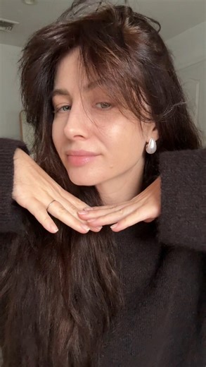 Fitglow Beauty on Instagram: "Beauty shouldn’t feel heavy – it should feel effortless. Our formulas deliver joy, light texture, and true care. And in the season of giving, there’s no better gift than skincare that feels this good – for yourself or someone you love. ____________________ Fitglow Beauty | Soft beauty. Safe ingredients. Shop: https://fitglowbeauty.com Support: DM or tap link in bio Cruelty-Free • Vegan • No Synthetic Fragrance Fitglow | Skincare-Infused Makeup | Clean Beauty | Effor