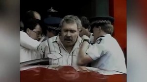 1991: Australian man has one of the most viral arrests of all time