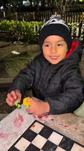 12K views · 69 reactions | Descubre las nuevas figuras Pinypon Action Zombies. Cada uno con su personalidad, su historia y accesorios únicos. ¡Colecciónalos todos y crea tus propias misiones nocturnas!履‍♂️️裂離 #zombiehunt #pinyponaction #toys #makeyourstory | Pinypon | Facebook