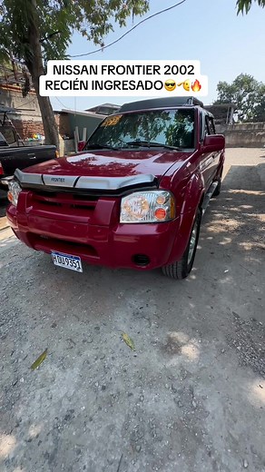 Nissan Frontier 2002 - Doble Cabina en Excelentes Condiciones