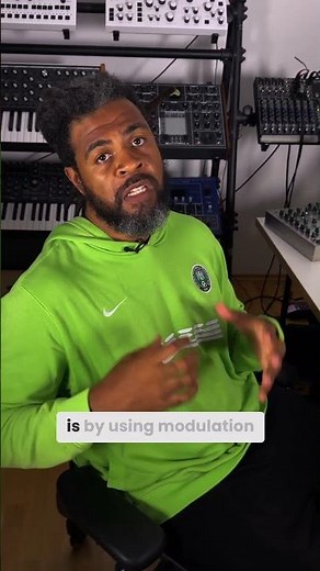 Producer Abayomi built a breakbeat techno track with new releases, Nacht and Void Eclipse 🔥