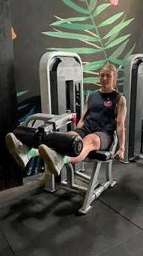 LEG EXTENSION MACHINE.