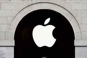 Apple's Tim Cook criticizes social media practices, intensifying Facebook conflict