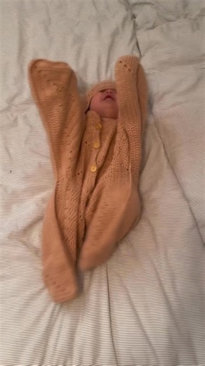 7.2K views · 137 reactions | Pattern  https://patternshere.com/unlock/?pattern=starship-baby So cute 殺 #crochet #crochetlove #crochetinspiration #crocheting #crochetersofinstagram | Crochet Tutorial | Facebook