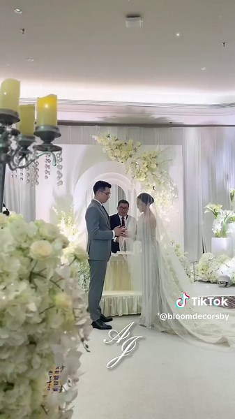 The HolyMatrimony decoration Andrew & Jesslyn 22.09.2024 #altardecoration #bloomdecoration #holymatrimony #holymatrimony #holymatrimonydecoration #weddingdecor #weddingdecoration #churchdecor #churchdecoration #isledecoration #isledecor #altardecor #weddingtiktok #weddingtiktokvideo #weddingideas #blessingceremony #churchwedding