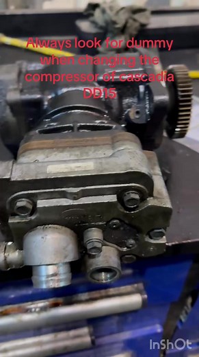 Cascadia DD15 Compressor Replacement Guide