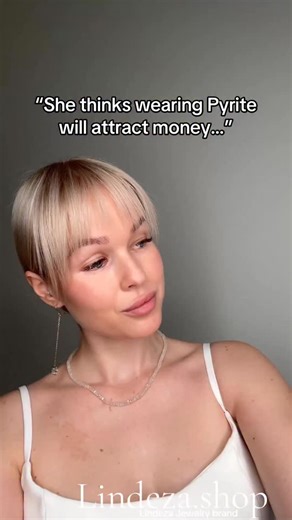 Natural stone jewelry | worldwide shipping on Instagram: "Pyrite is a symbol of wealth and luck. Due to its connection to the earth and fire element, pyrite is a great crystal to use when you week demotivated. It helps to create confidence and focus to achieve your goals and dreams. Pyrite is often linked to the manifestation of wealth and abundance. Its reflective surface is thought to symbolize the drawing in of prosperity and success. When used with intention, Pyrite is believed to help to at