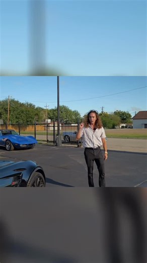 Comment Your Answer Down Below ⬇️ Corvette or GT-R which one looks better? I love Corvettes like the rest of yall but I guess I’m used to them by now it’s cool to have a change up every once in awhile😎 Both Cars for Sale @thecorvetteplace 361-992-1104 #car #corvette #forsale #gtr #nissan | STINGRAY ALLEY