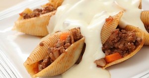 7 TIPS to making an EXPLOSIVELY good PASTA BAKE!