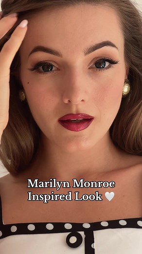 Marilyn Montoe inspired look from the movie “We’re Not Married” (1952) ✨ #marilynmonroe #marilynmonroedress #marilynmonroestyle #1950sdress #vintageglamour #vintageglam #1930s #1940s #1940sfashion #vintagehair #1950sstyle #1950sfashion #retrohair #50sstyle #vintagehat #classichollywood #vintageblogger #truevintage #vintagemakeup #vintagevogue #fifties #fiftiesstyle #40s #40sstyle #1940sstyle #truevintageootd #vintagehollywood #vintageblog #diorcouture #40shair #retrohair #retrohairstyletutorial