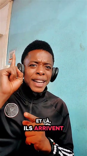 The definition of beauty #roblox #frenchcomedian #humor #funny #viral #comedy