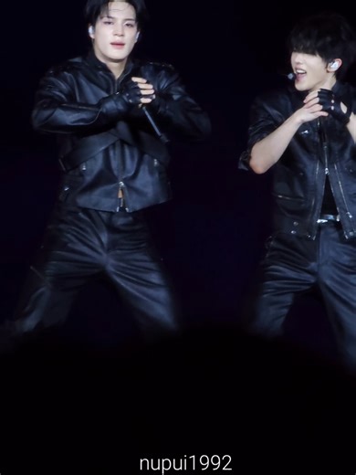JENO's Beat it Up Performance at SMTOWN LIVE BKK