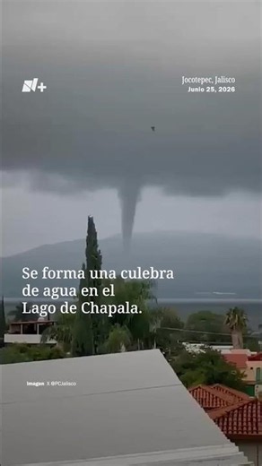 Captan Tromba tipo culebra de agua en el Lago de Chapala, Jalisco