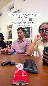 1 orang bass duduk diapit sopran, apa gak makin tenggelam? Yang endingnya gebyar. #choir