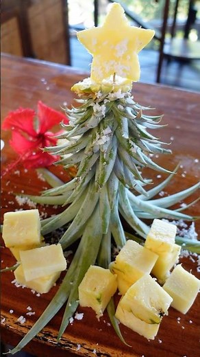 How To Make A Pineapple Christmas Tree 🎄🍍