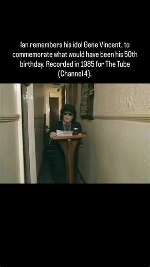 Ian remembers his idol, Gene Vincent, for The Tube (Channel 4, 11 January 1985, S3:Ep15), to commemorate what would have been Gene Vincent’s 50th birthday. In the episode, Ian, Chas Hodges (Chas & Dave) and Steve Ainsley (The Gene Vincent Fan Club), are interviewed by Paula Yates. #iandury #genevincent #tribute | Ian Dury (and the Blockheads)