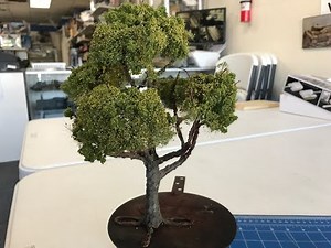 Building wire scale trees tutorial using Vallejo Earth texture for dioramas