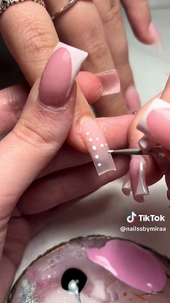 Easy Snowflake Nail Art Tutorial | Nail Design Ideas