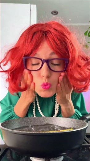 Mom vs. Me: The Ultimate Fry-Off Challenge! 🍳😂