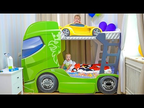 Niki veut être un bon frère pour Chris - Vidéo de compilation pour les enfants