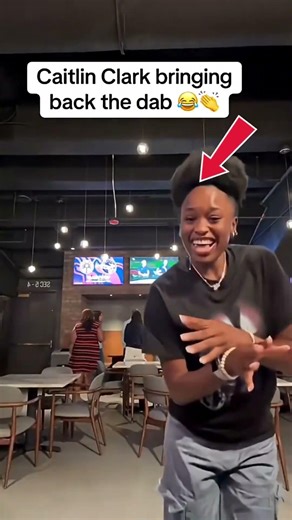 😂 Caitlin Clark Hits the DAB After the Play 😎