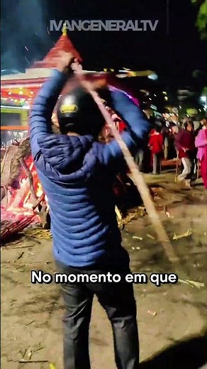 Why does this sugarcane explode like a bomb? 💥