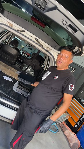 4.3K views · 71 reactions | ️ Aprende a Instalar una Pantalla en tu Subaru ¡Transforma tu experiencia de conducción con una pantalla moderna en tu Subaru! ¿Te gustaría mejorar tu coche con una nueva pantalla?  ¿Necesitas ayuda o más información? 樂  WhatsApp: 615 78 48 57 ☎️ Teléfono: 917 105 070  Correo: info@madridaudio.com #MadridAudio #PantallaSubaru #InstalaciónDIY #ActualizaciónTecnológica #InnovaciónEnMovimiento #Subaru | madrid audio | Facebook