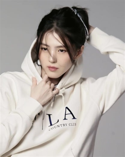 A quiet statement in every stitch. Han So Hee wears the CASA FILA Country Club hoodie. #FILAph #Bellissimo #CASAFILA | FILA Philippines